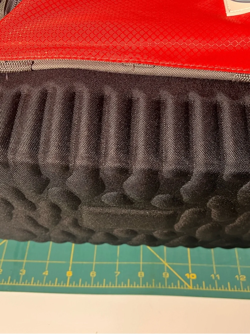 Glaciers edge￼ durable red
